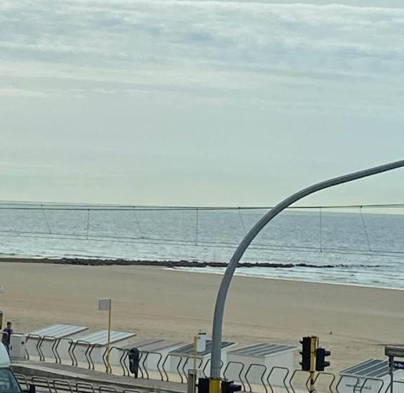 Отель Duinekeuntje