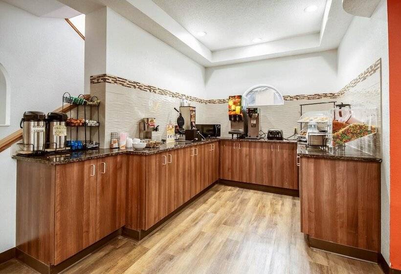 فندق Econo Lodge