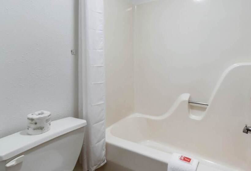 فندق Econo Lodge