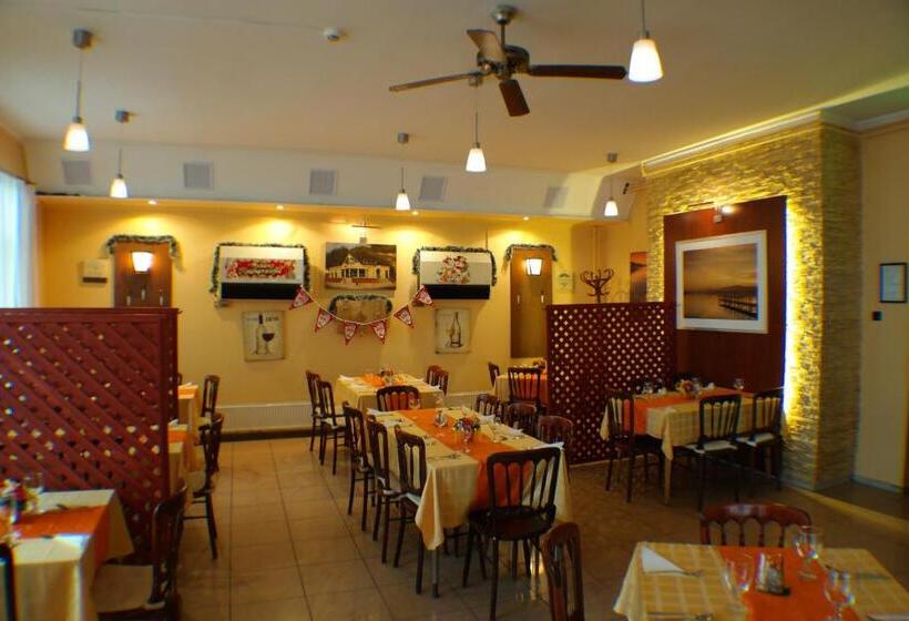 فندق Galcsik Fogadó