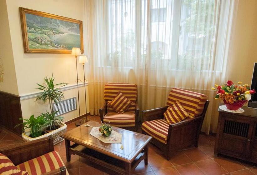 فندق Garnì Posta