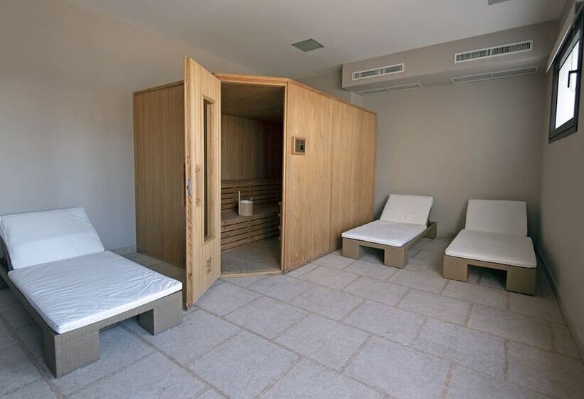 Отель Grand Brizo Buenos Aires