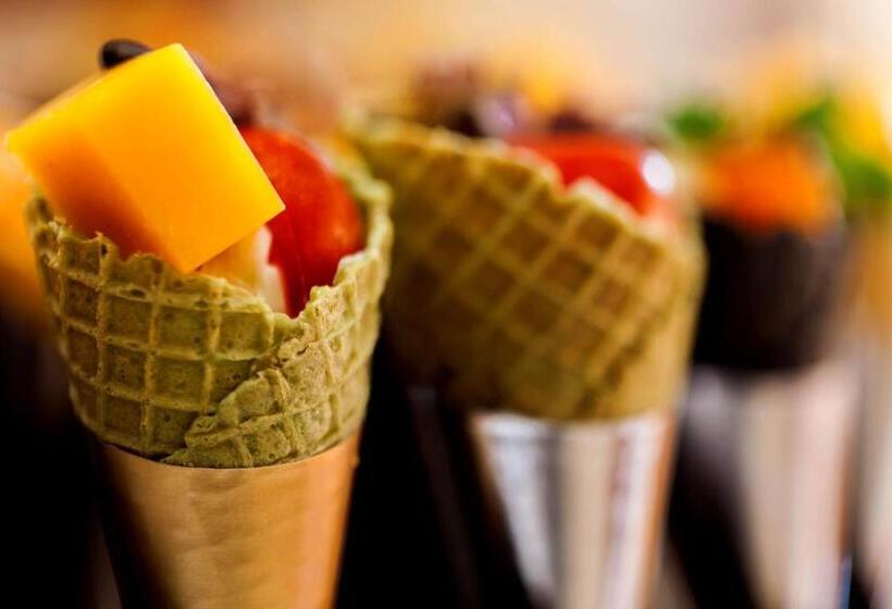 호텔 Grandeur East