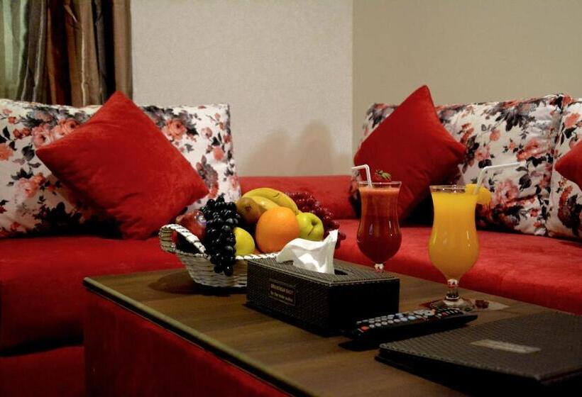 호텔 Grandeur East