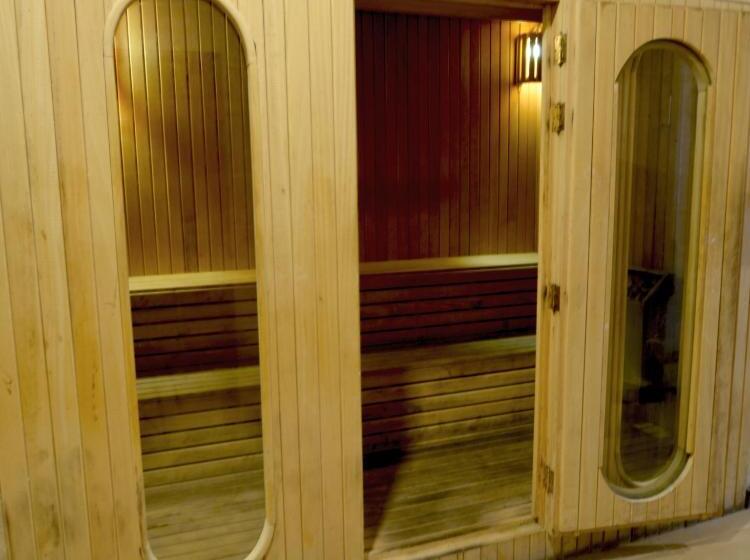 호텔 Grandeur East