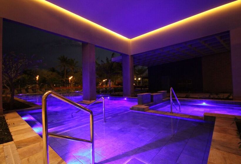 فندق Hot Beach Resort