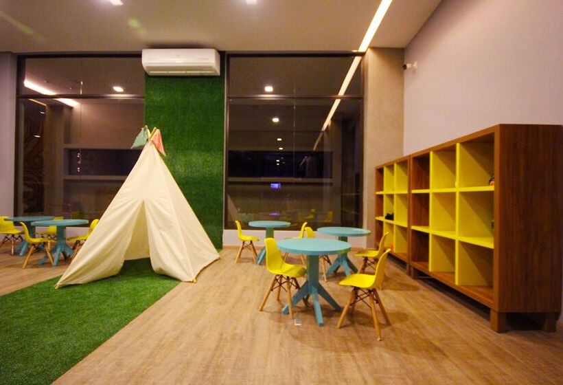 فندق Hot Beach Resort