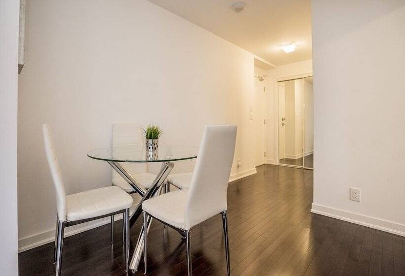 Отель Ice Suites