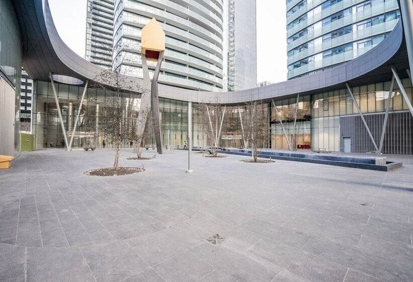 Отель Ice Suites