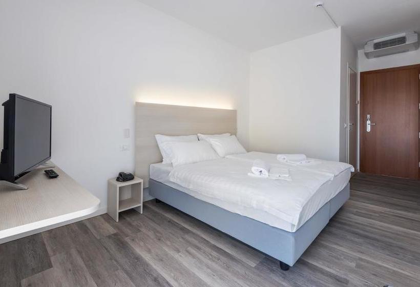 فندق Internazionale Luino