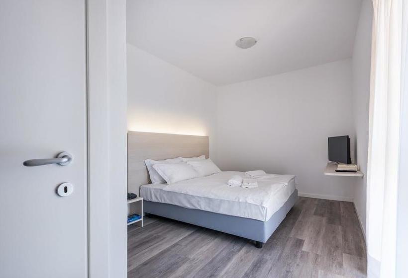 فندق Internazionale Luino