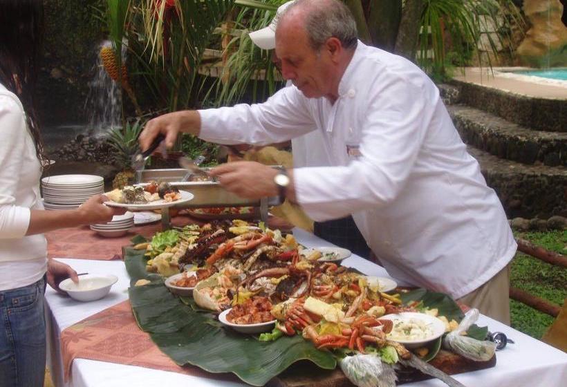 هتل Kashama Eco Resort & Spa