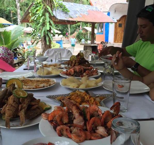 هتل Kashama Eco Resort & Spa