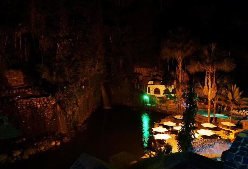 هتل Kashama Eco Resort & Spa