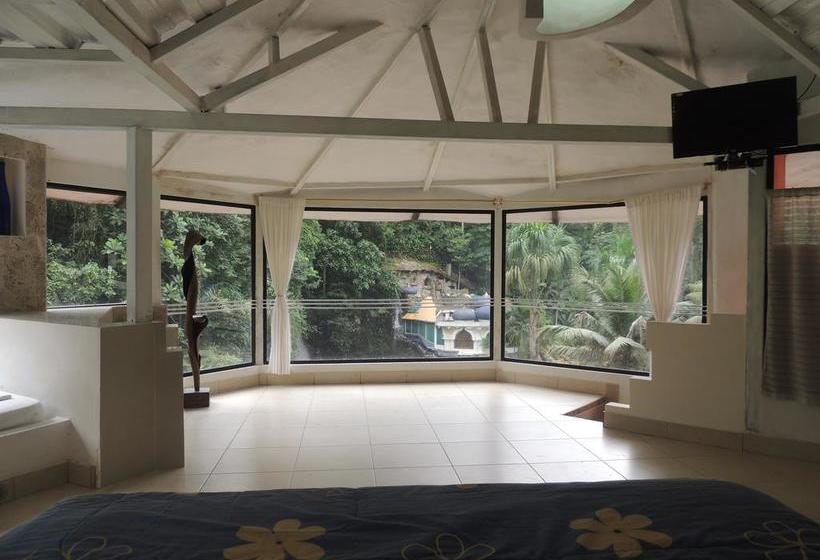 هتل Kashama Eco Resort & Spa