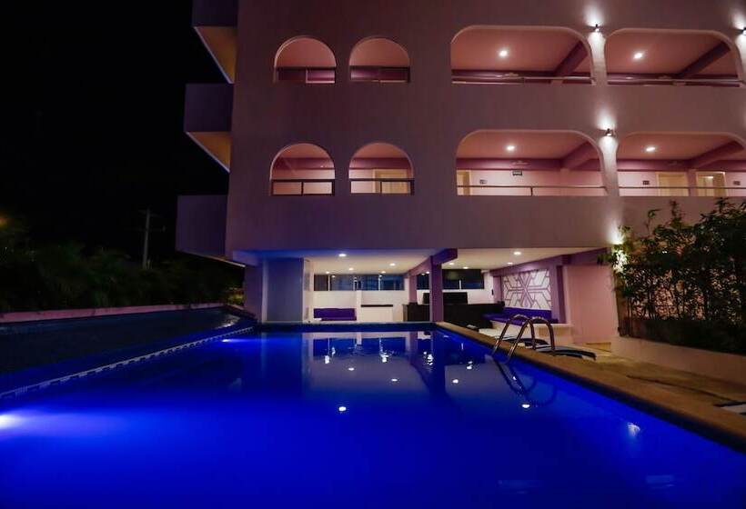 ホテル Kavia Cancun