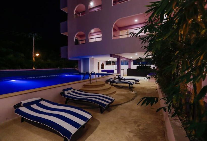 ホテル Kavia Cancun