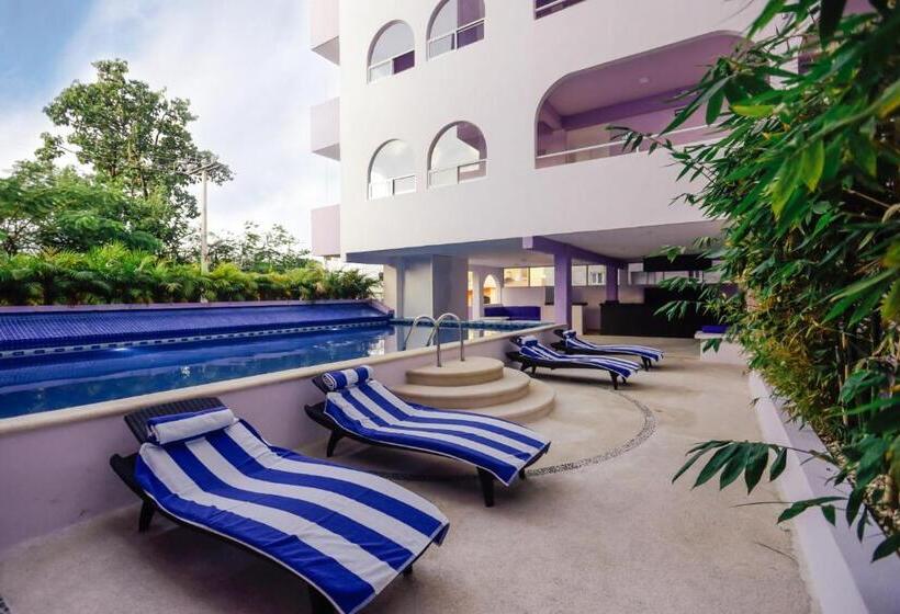 ホテル Kavia Cancun