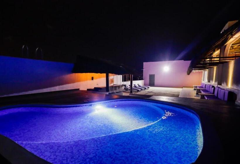 ホテル Kavia Cancun