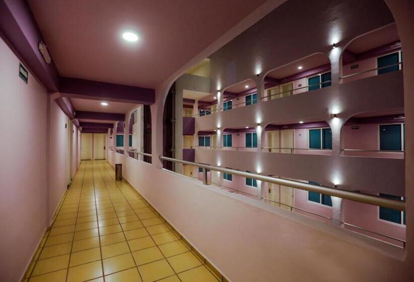 ホテル Kavia Cancun