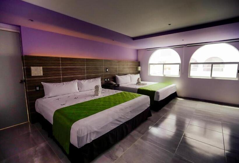 ホテル Kavia Cancun