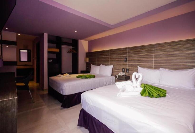 ホテル Kavia Cancun