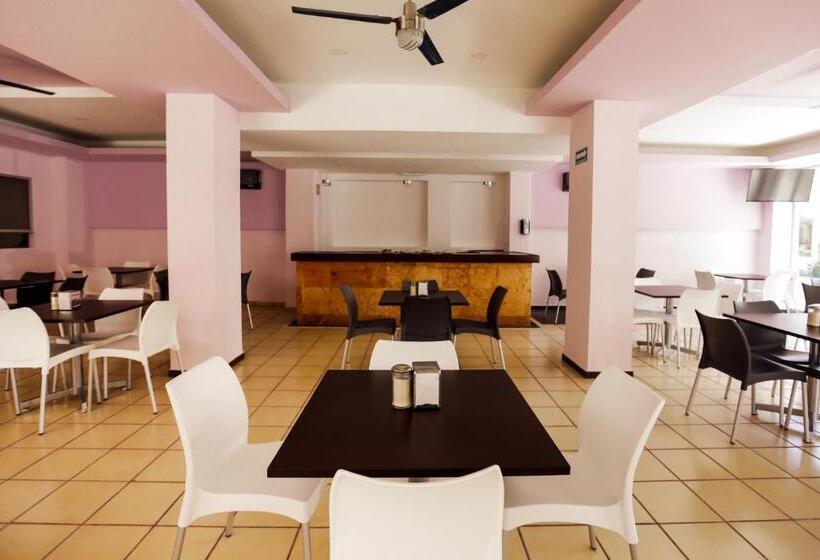 ホテル Kavia Cancun