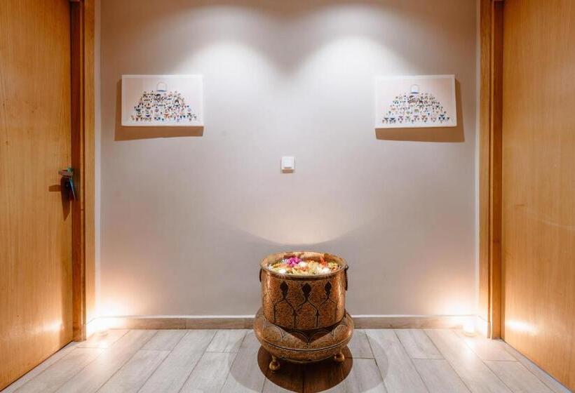 هتل Lixus Beach Resort   All In