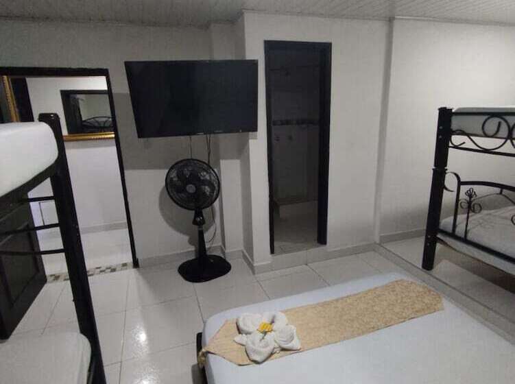 בית מלון כפרי Lord Star Cali