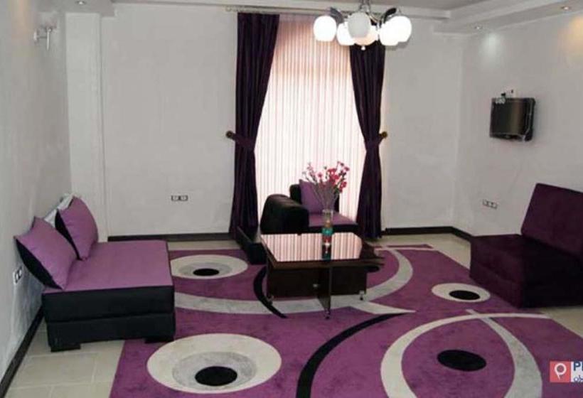 هتل Neyestan Apartment