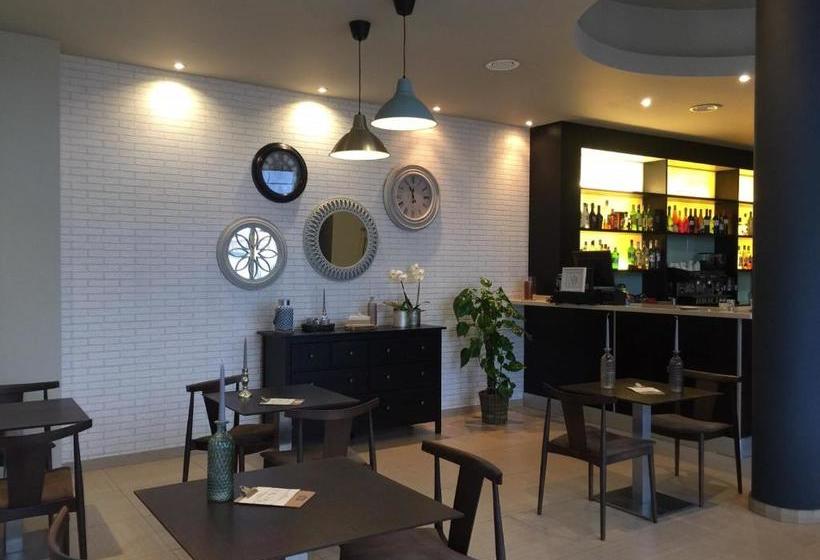 בית מלון כפרי Nuc Sun Resort