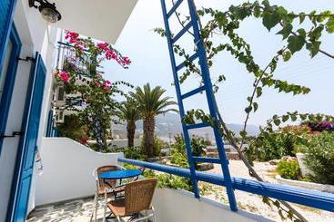 هتل Pension Askas