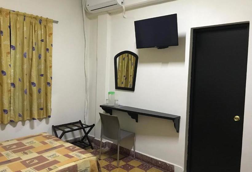 호텔 Puerta De Mar