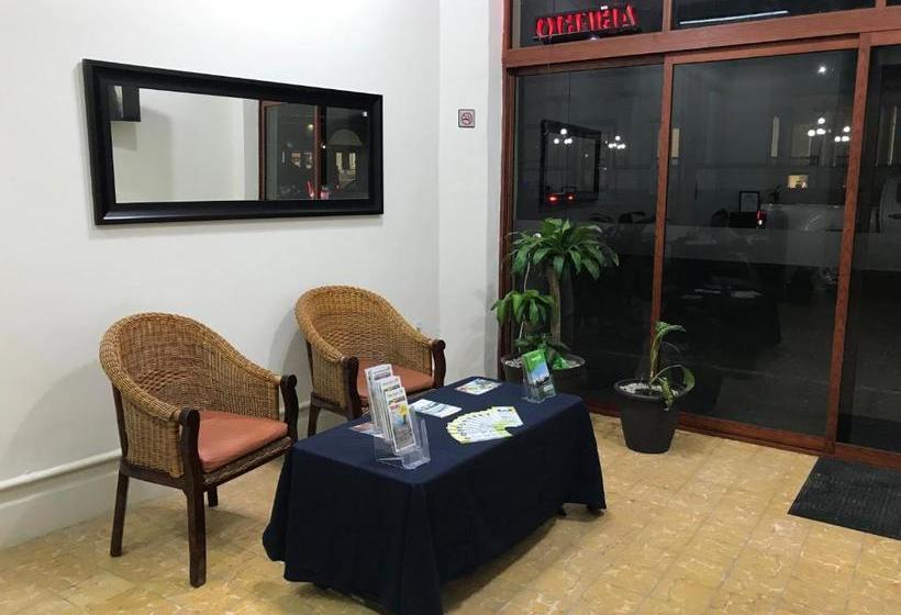 호텔 Puerta De Mar