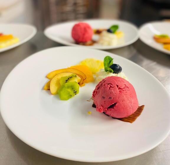 ホテル Restaurant Heidihof