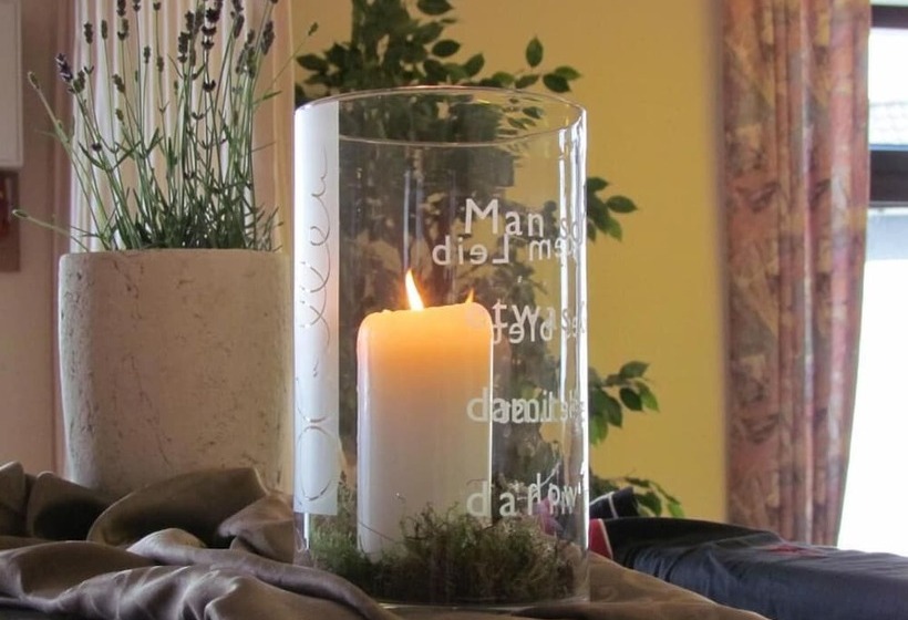 בית מלון כפרי & Restaurant Hüllen