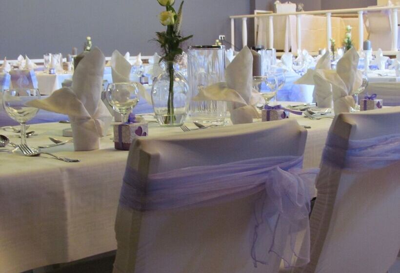 בית מלון כפרי & Restaurant Hüllen