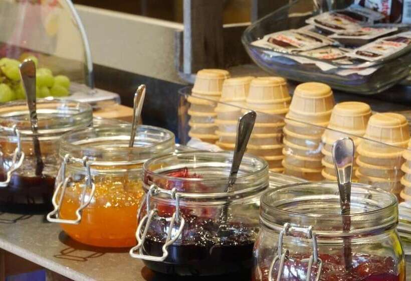 בית מלון כפרי & Restaurant Hüllen