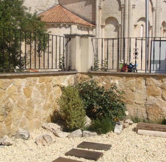 ホテル Alojamiento Rural La Henera