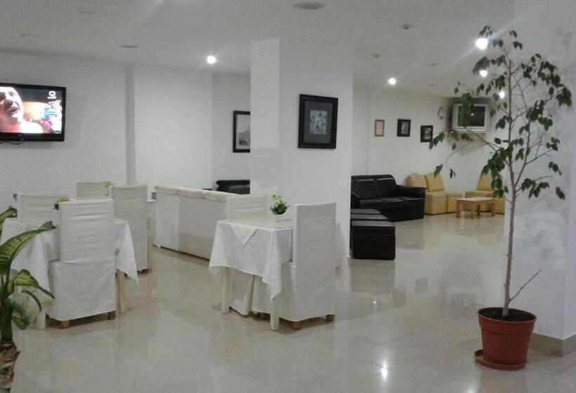 בית מלון כפרי Sky