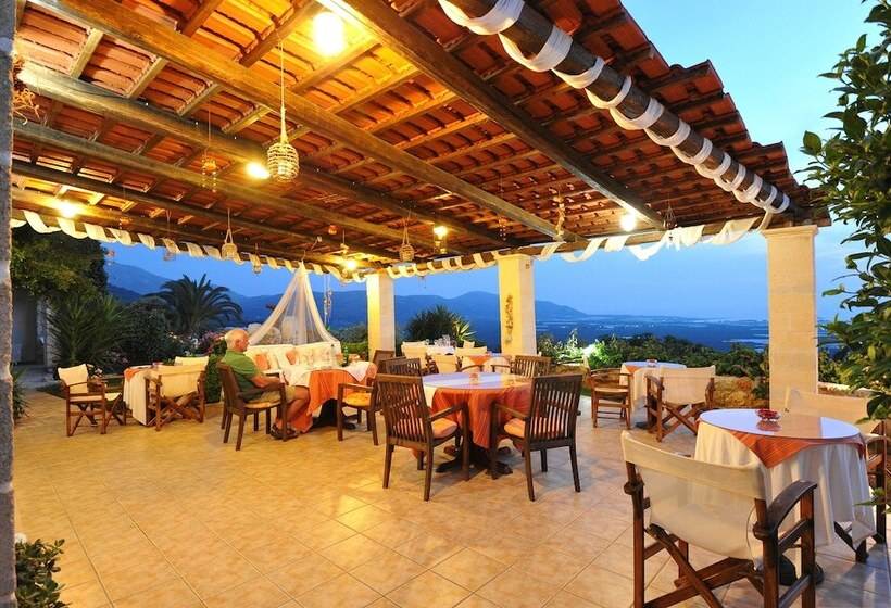 בית מלון כפרי The Stonemade Houses