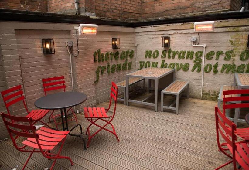 בית מלון כפרי Thomas James