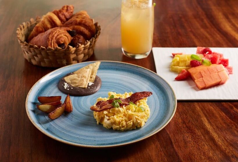 Ya Ax Hotel Boutique