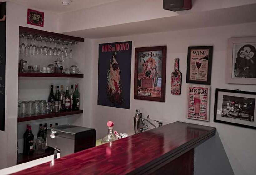 Malevo Murana Hostel