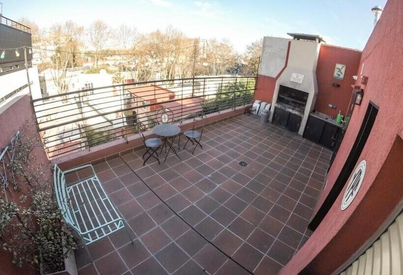 Malevo Murana Hostel