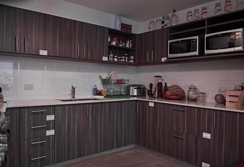 Malevo Murana Hostel