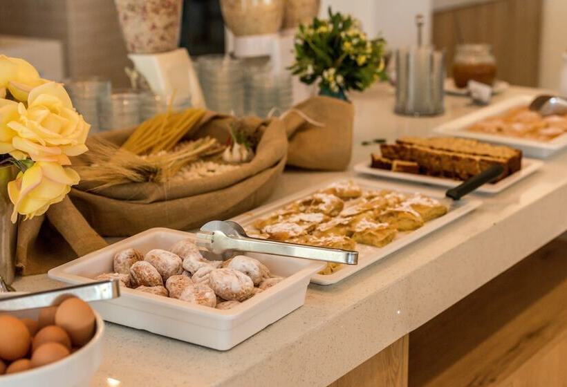 Matala Bay Apartments