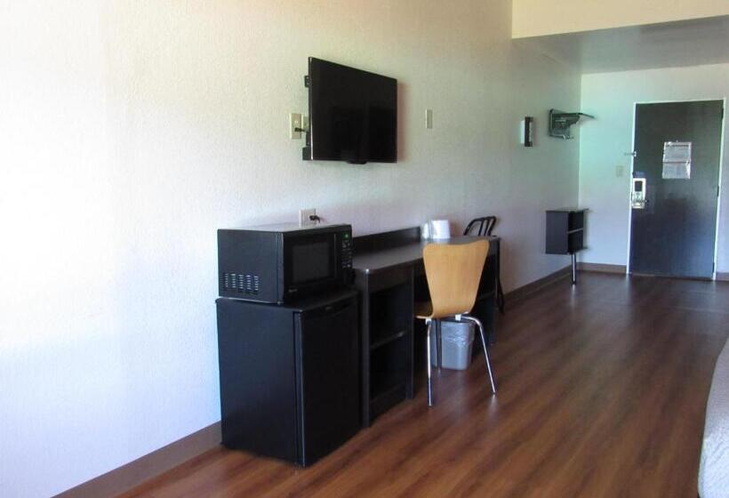 Motel 6 White, Ga   Cartersville