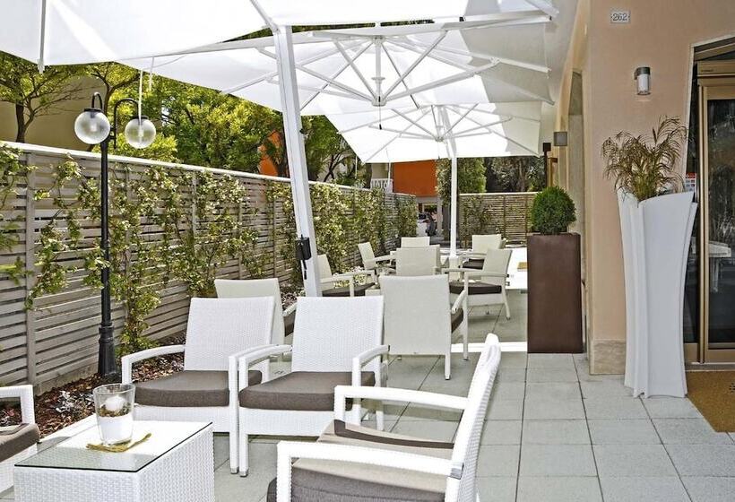 Olimpia Hotel & Apart