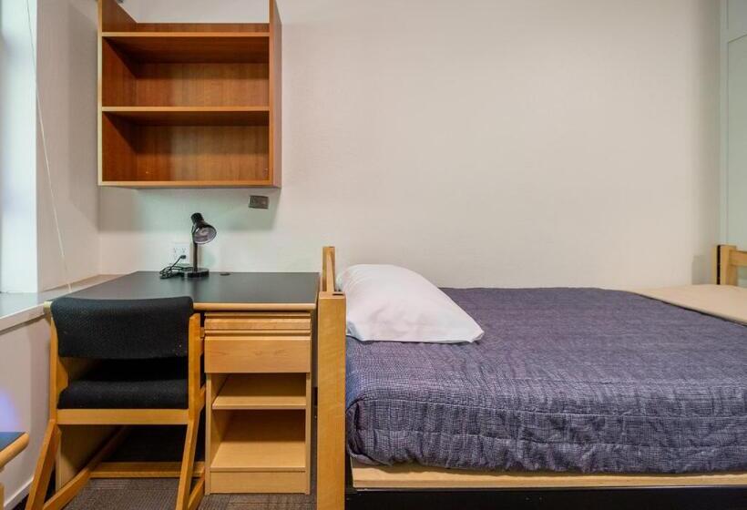 Pacific Spirit Hostel